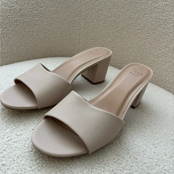 A New Day Women's Block Heel Sandals - Picture 3 of 6